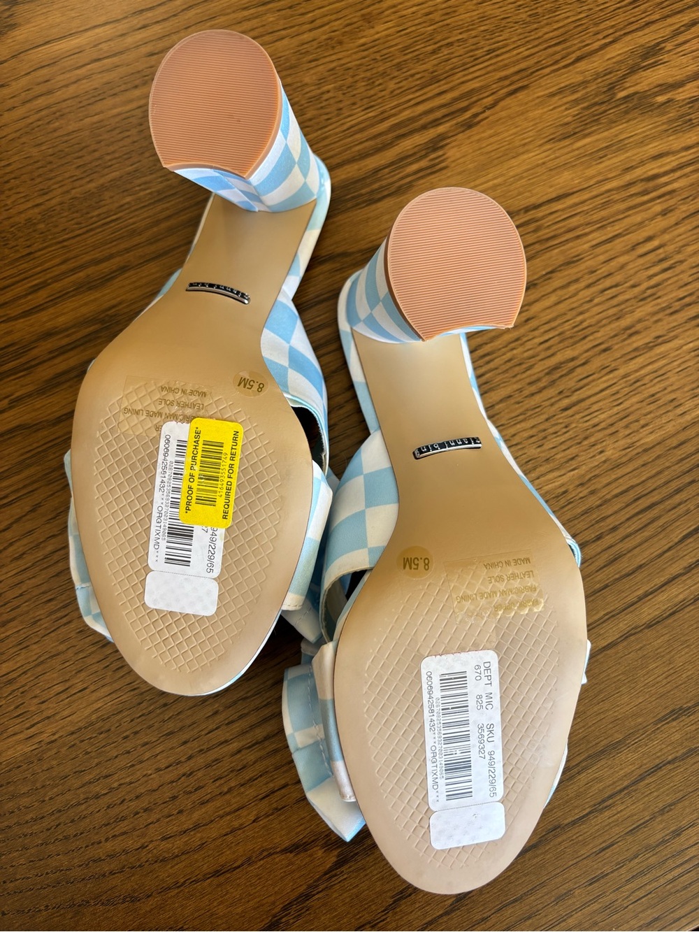 NWT Gianni Bini Light Blue and White Checker Bow Heels - Picture 3 of 3